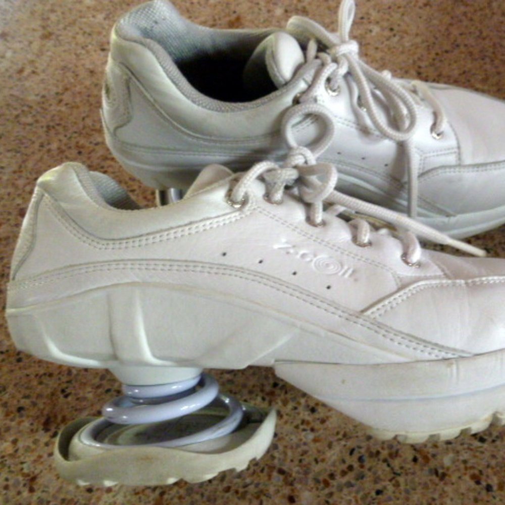 Z-Coil Shoes, Women's 8-8.5